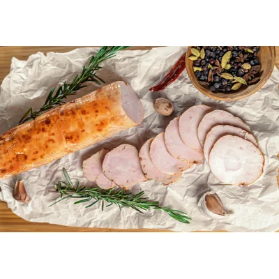 Продукт деликатесный из мяса птицы запеченный охлажденный "Рулет из индейки"Филейный"